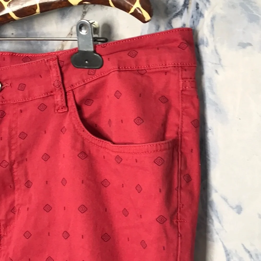 Izod men's slim fit shorts stretch zipper pockets soft feel Flat Front Waist 38